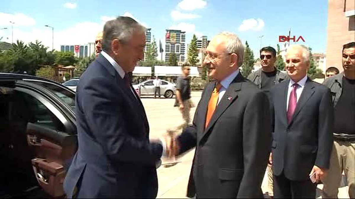 KKTC Cumhurbaşkanı Akıncı, Kılıçdaroğlu\'nu Ziyaret Etti