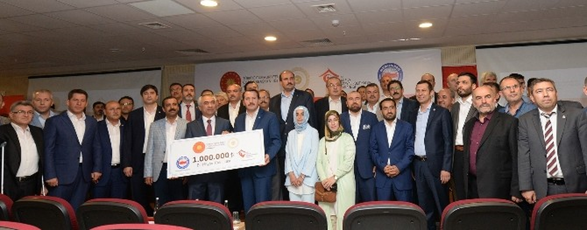 Memur-Sen\'den \'15 Temmuz Dayanışma Kampanyası\'na 1 Milyon TL Destek