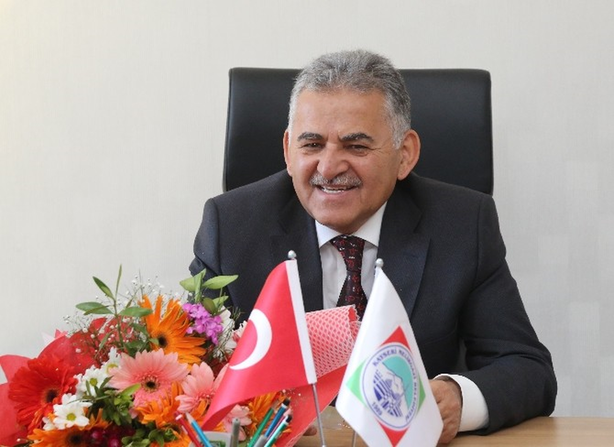 Muhtarlara Bilgisayar Yazıcısı, Muhtarlıklara İse Yangın Tüpü