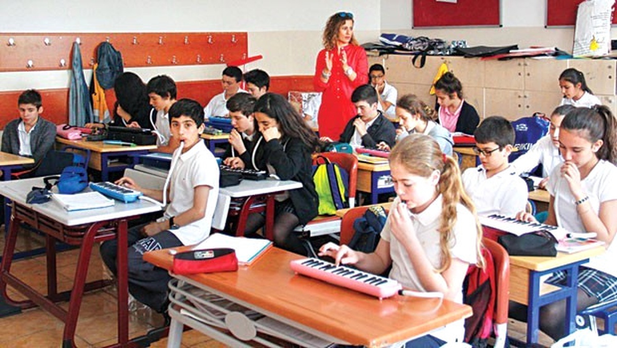 Öğretmenlerin Özür Grubu Yer Değiştirme Başvuruları Uzatıldı