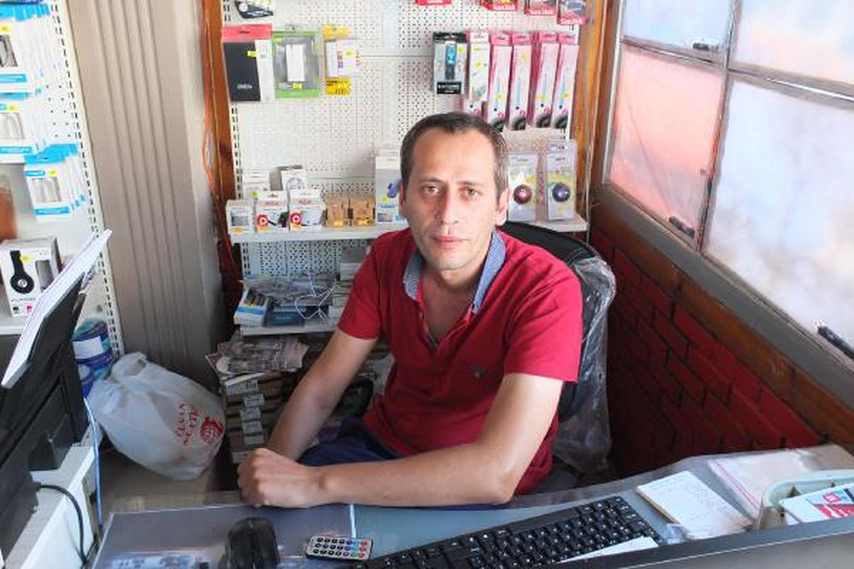 Para Bozdurmaya Gitti, Otomobili Çalındı