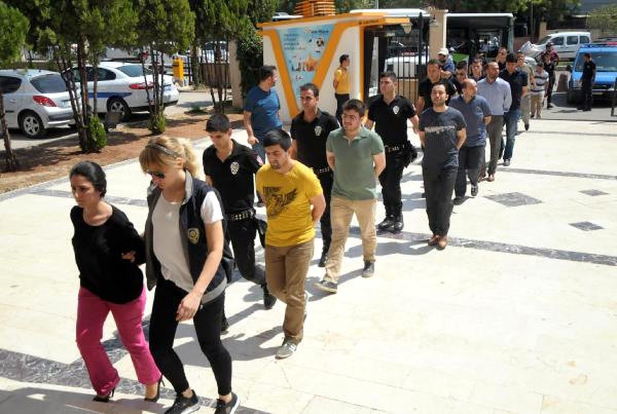 Şanlıurfa\'da Fetö Operasyonu Şüphelileri Adliyede