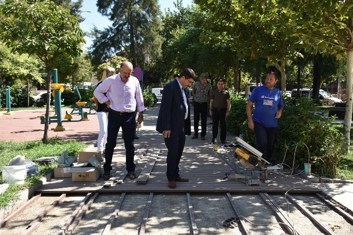 Şehzadeler\'den Parklara Estetik Dokunuş