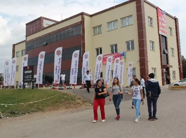 universite kayitlari devam ediyor son dakika