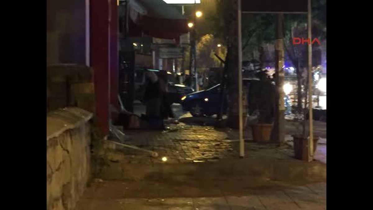 Van\'da Patlama ve Silah Sesleri