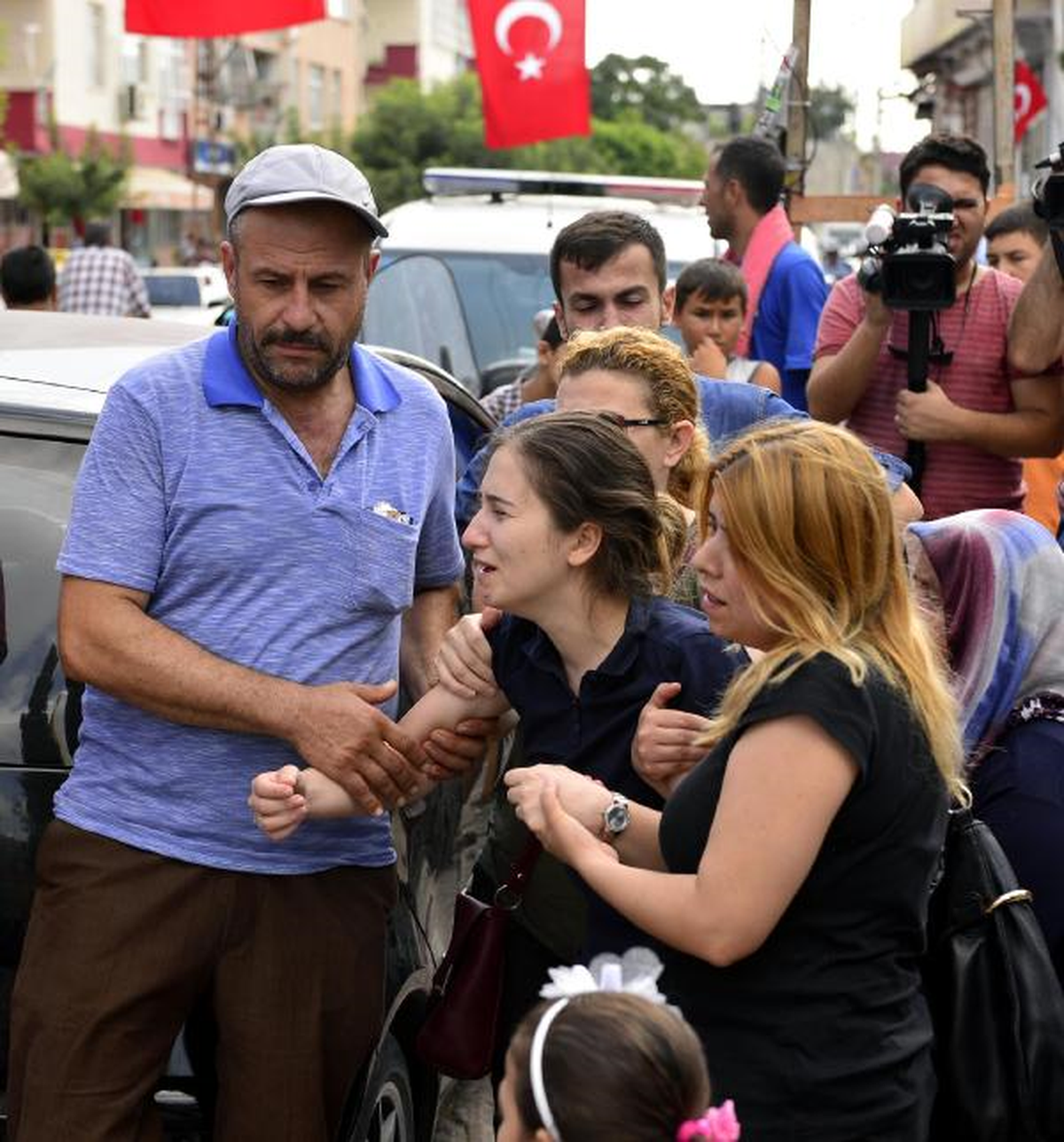 Van\'da Şehit Olan Polis Öztürk\'ün, 30 Eylül\'de Düğünü Vardı