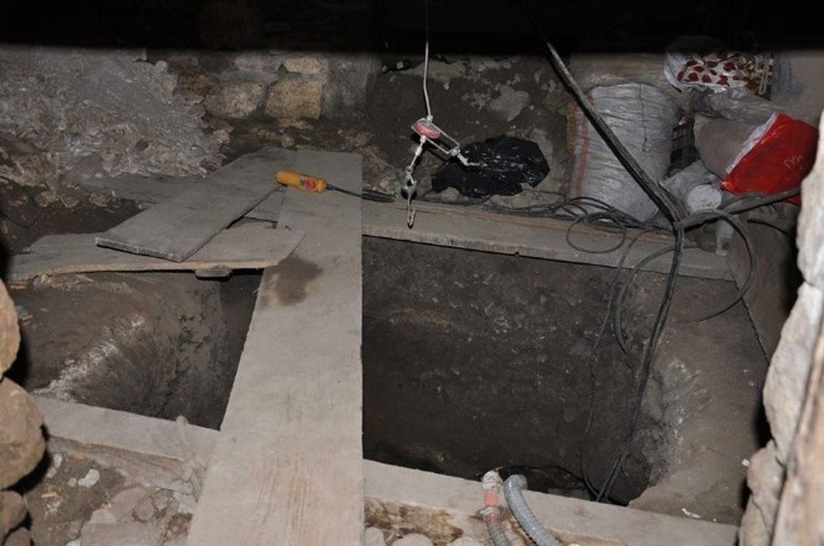 Yevmiyeli Defineciler Suçüstü Yakalandı