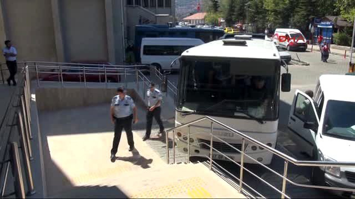 Zonguldak\'ta Fetö Soruşturmasında 9 Kişi Adliyede