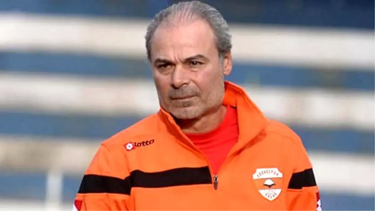 Adanaspor\'da Engin İpekoğlu ile Yollar Ayrıldı