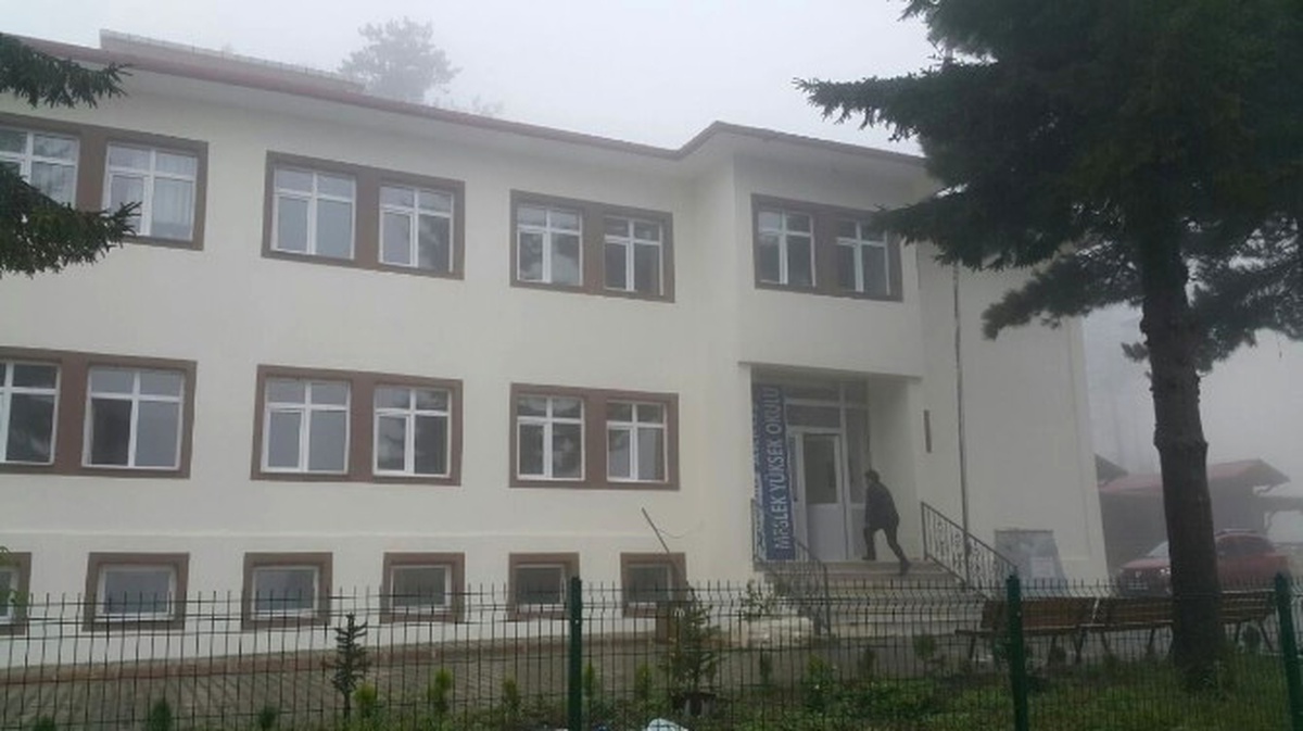 Akkuş Myo Yenileniyor