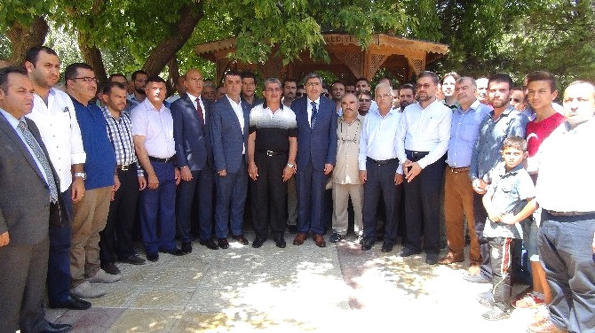 Gaziantep\'te Cuma Namazı Sonrası Teröre Tepki