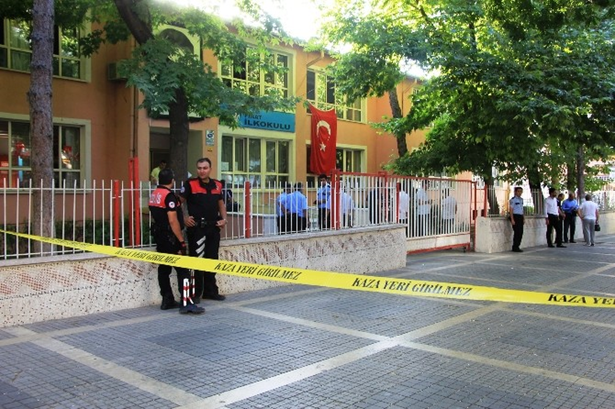 İlkokulda Görev Yapan Engelli Memur Öldürüldü