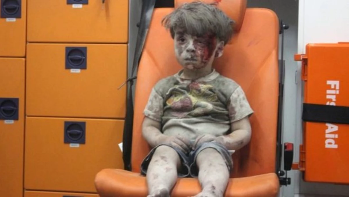 Suriyeli Ümran\'ın Fotoğrafını Çeken Gazeteci: Neler Olup Bittiğini Bilmiyordu