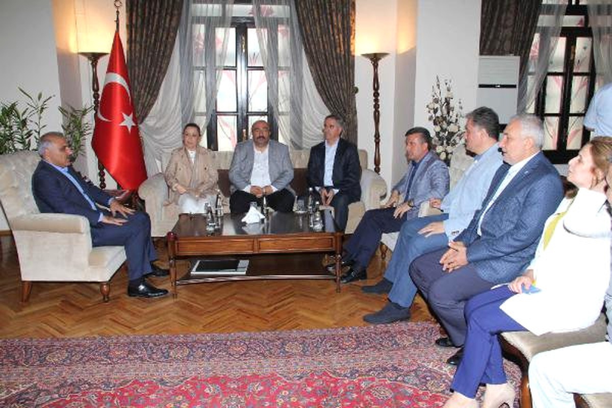 Ak Partili Çalık: Ülkemizi Çok Sayıda Terör Örgütü Kuşatmak İstiyor
