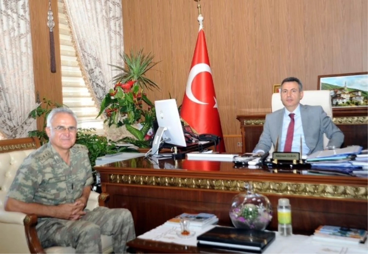 Albay Mehmet Yiğit\'ten, Vali Elban\'a Ziyaret