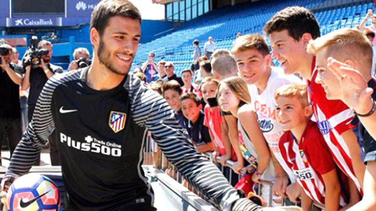 Atletico Madrid, 2 Yıl Önce Transfer Ettiği Oyuncusu İçin İmza Töreni Yaptı