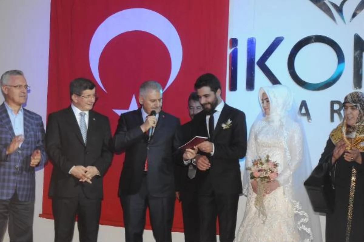 Başbakan Yıldırım, Konya\'da Nikah Şahitliği Yaptı