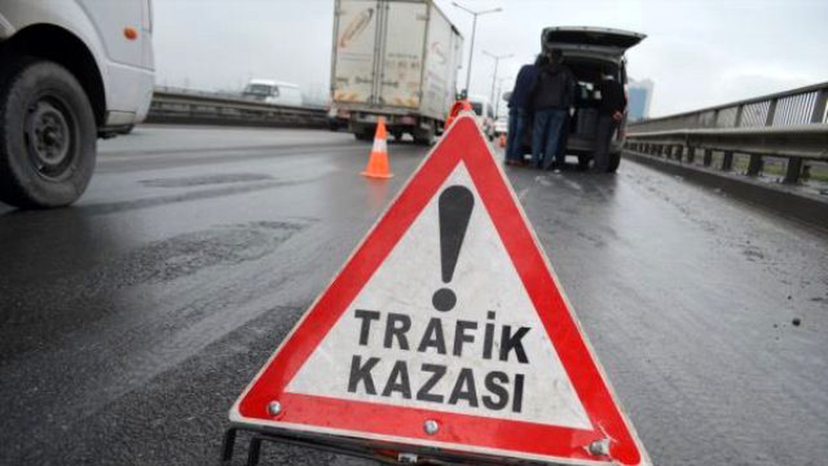 Çorum\'da Kamyon ile Motosiklet Çarpıştı: 1 Ölü