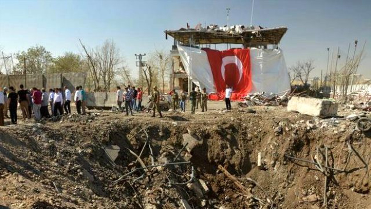 Diyarbakır\'daki Saldırıyla İlgili 2 Kişi Yakalandı