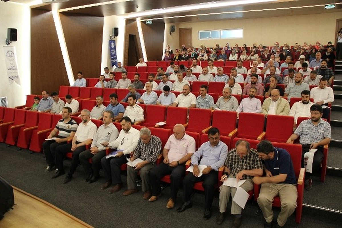 İl Müftüsü Güven Talas İlçe Müftülüğü Personel Toplantısına Katıldı