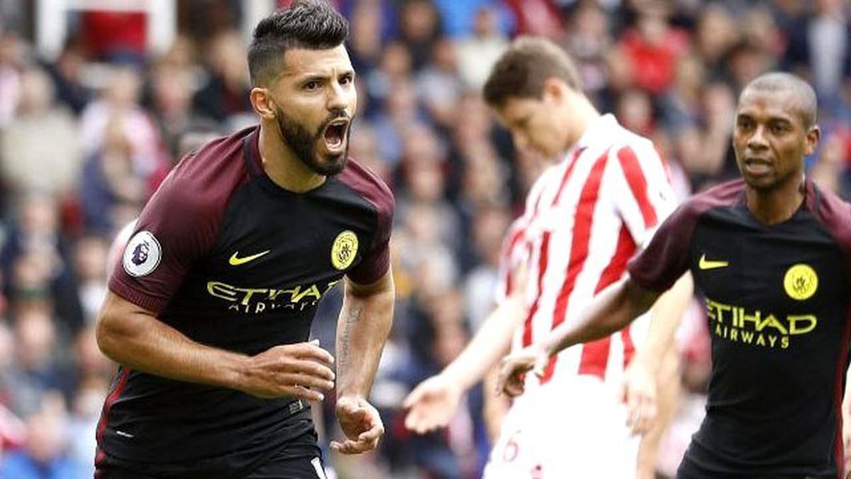 İngiltere Premier Ligi'nde Manchester City, Stoke City'yi 4-1 Yendi