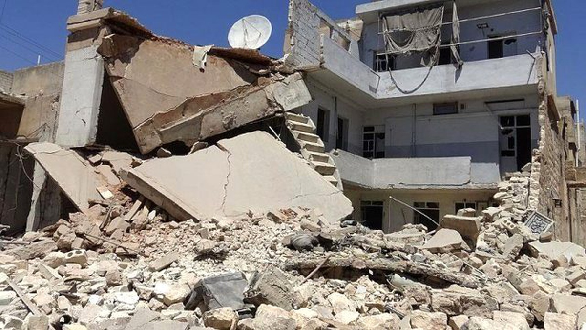 Rus Jetlerinin Suriye\'de Yerleşim Yerine Yönelik Saldırıları