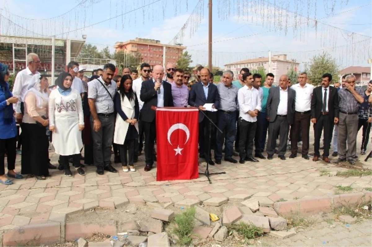 Silopi\'de PKK ve Fetö Protestosu