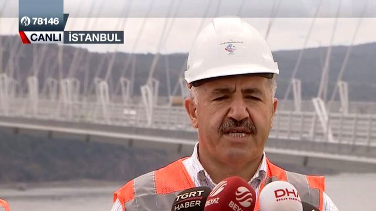 Ulaştırma Bakanı Arslan: 3. Köprü 26 Ağustos'ta Hizmete Girecek