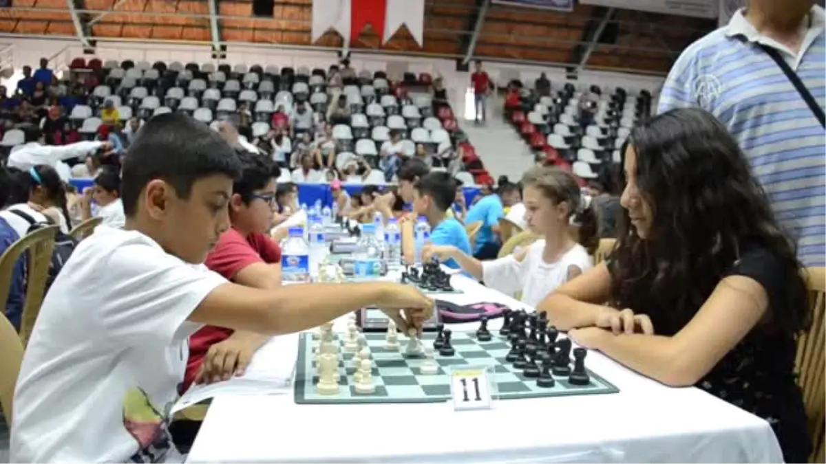 4. Uluslararası Altın Kayısı Satranç Turnuvası