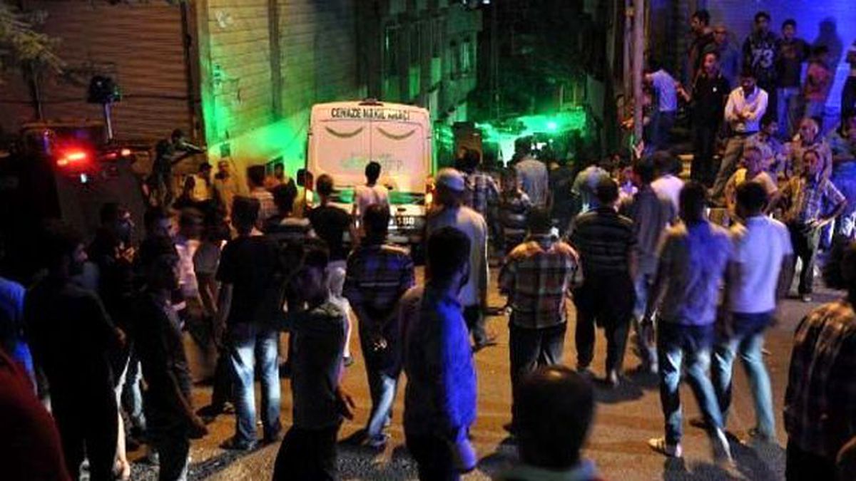 Yasin Aktay: Siirtli Hemşehrilerimizi Hedef Alan Bir Saldırı