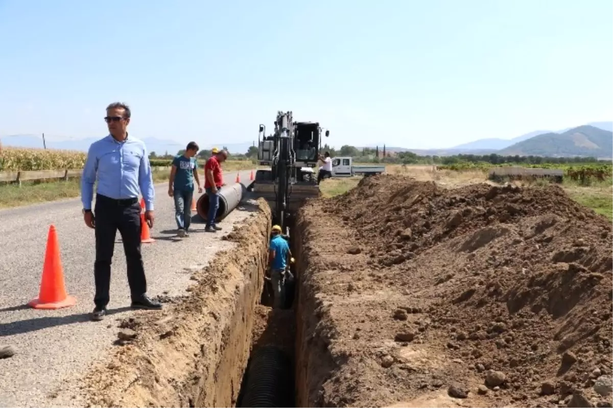 Aşağıçobanisa\'nın Kanalizasyon Sorunu Çözülüyor