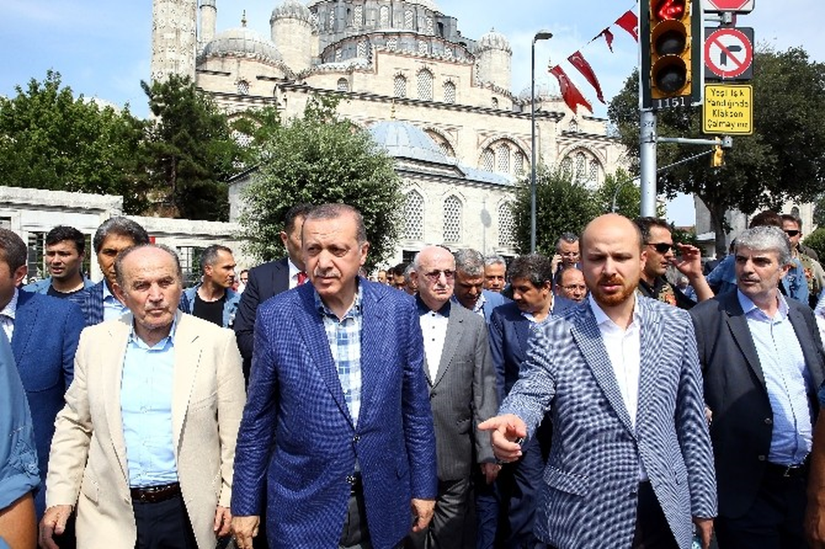 Cumhurbaşkanı Erdoğan, İstanbul Büyükşehir Belediyesi\'ne Geçti