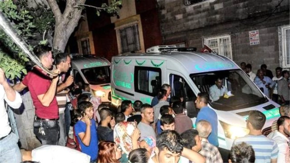 MHP Heyeti, Gaziantep\'te Terör Olayını İnceleyecek