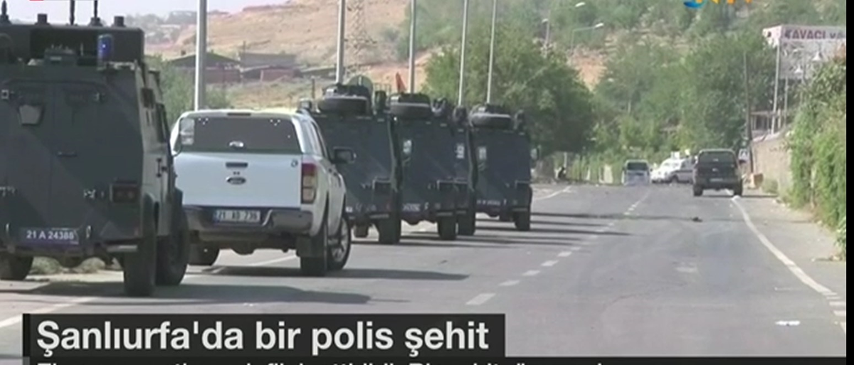 Viranşehir\'de Polise Bombalı Saldırı: 1 Şehit, 3 Yaralı (2)