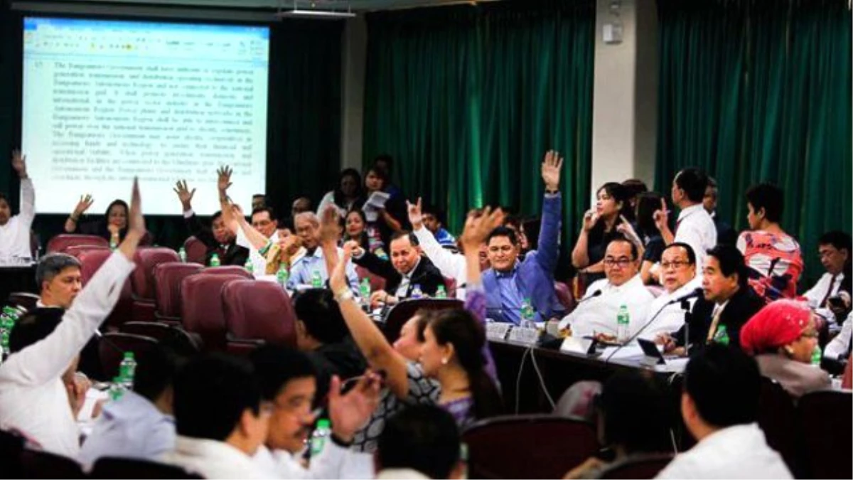 Analiz - Filipinler\'de Hükumet Komünist Parti\'yle Barış Masasında