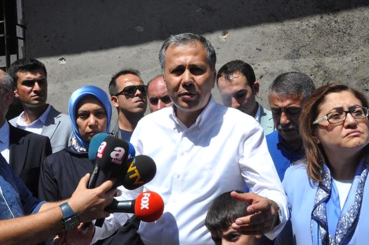 Canlı Bomba\' Demir ve Gliserin ile Güçlendirilen C-4 Patlatmış