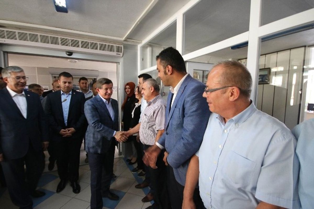Davutoğlu\'dan Beyşehir Belediyesi\'ne Ziyaret