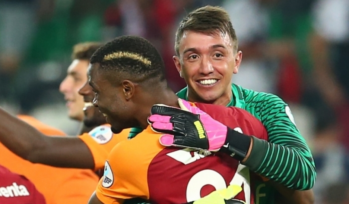 Galatasaray Sezonun Perdesini Tt Arena\'da Açıyor!