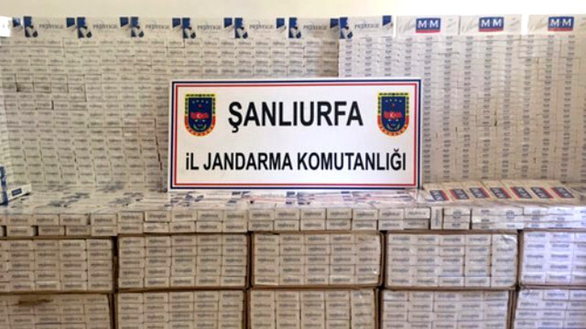 Şanlıurfa\'da Kaçak Sigara Ele Geçirildi