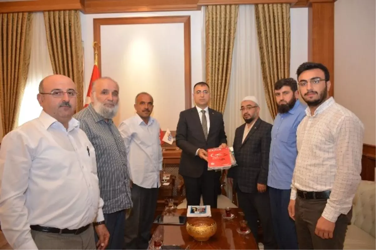 Semerkand Malatya Vakfı\'ndan Vali Toprak\'a Ziyaret