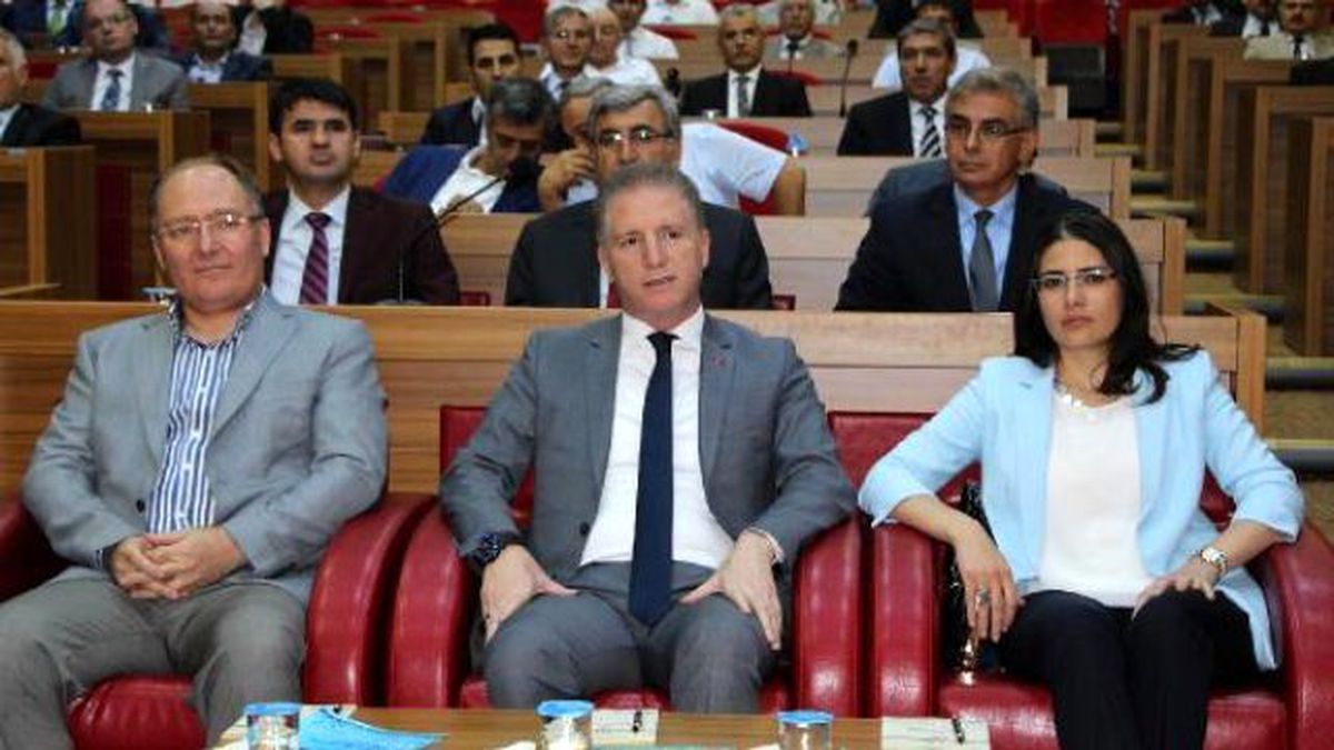 Sivas Hizmet Vakfı 5 Bin Öğrenciye Burs Verecek