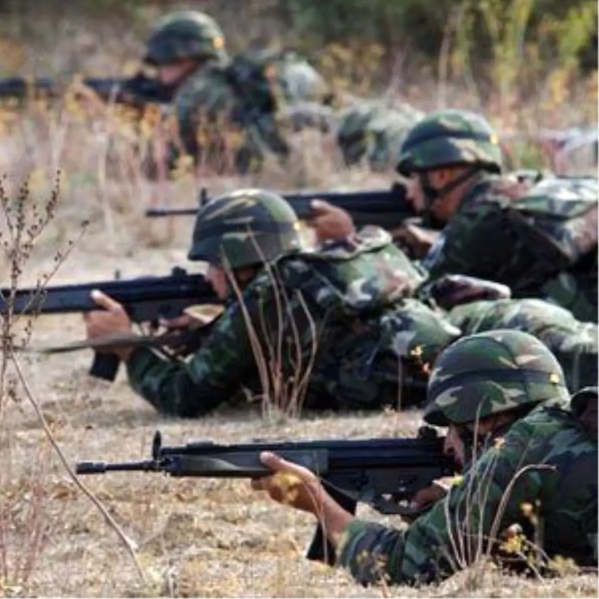 PKK'lı Teröristler Ovacık'a Sızmaya Çalıştı; 2 Terörist Öldürüldü