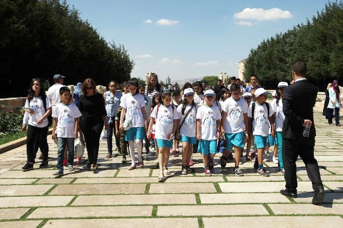 Yenimahalle Yaz Okulu Öğrencileri Anıtkabir\'de