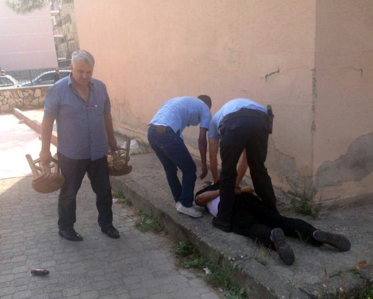 Yeşil Reçeteli İlaç Alamayınca Dehşet Saçtı