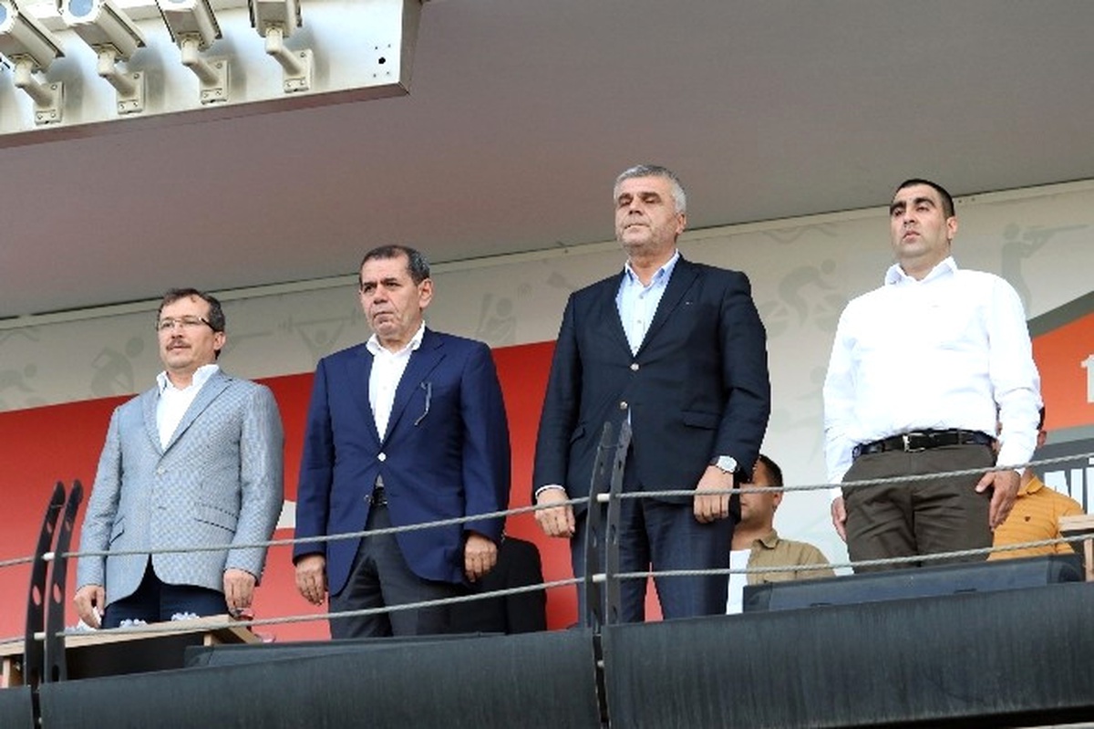 Akhisar Belediyespor\'da Moraller Yüksek