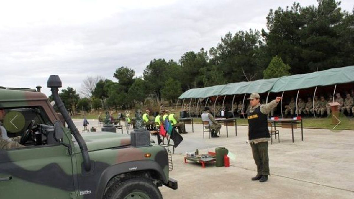 Askeri Kışlada Yıldırım Düşmesi Sonucu Yangın Çıktı, 3 Asker Yaralandı