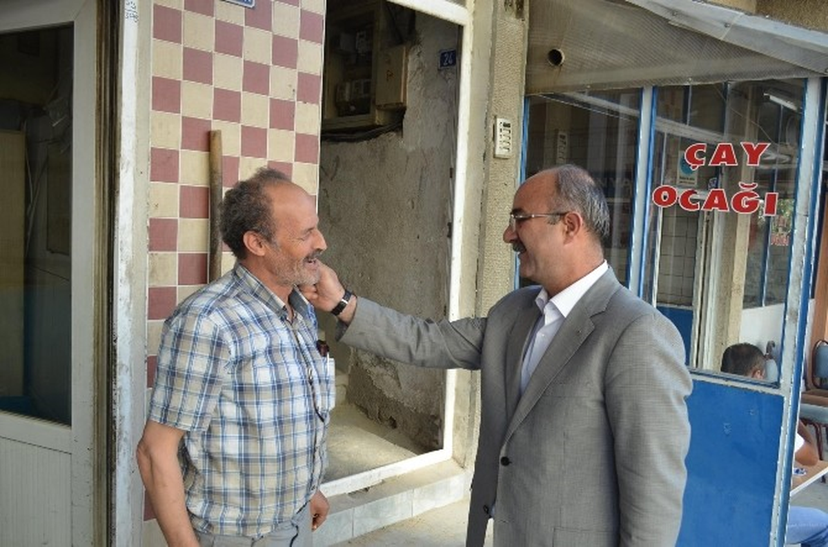Başkan Şinasi Gülcüoğlu Esnafları Ziyaret Etti