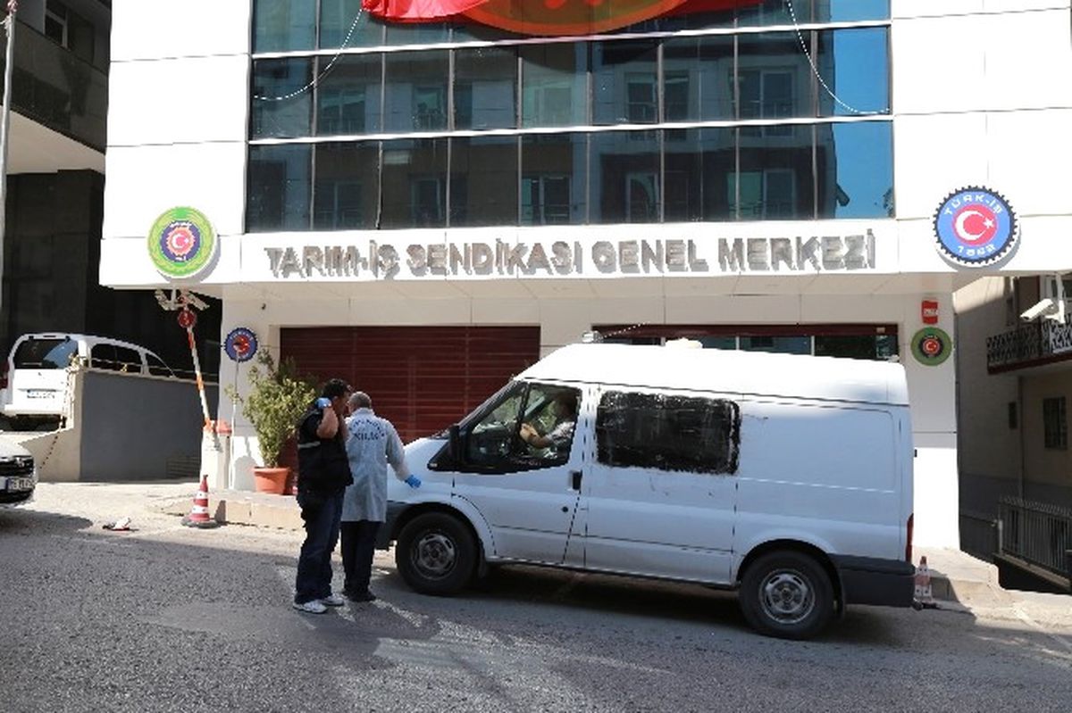 Başkent\'te Silahlı Kavga: 3 Yaralı