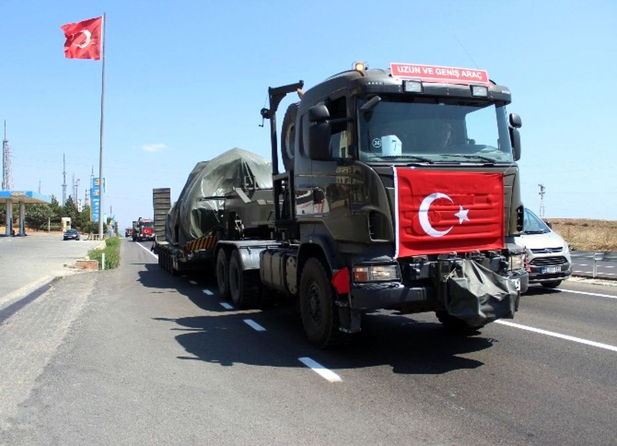 Baştabya Kışlası\'ndan 6 Tank Daha Tekirdağ\'a Getirildi