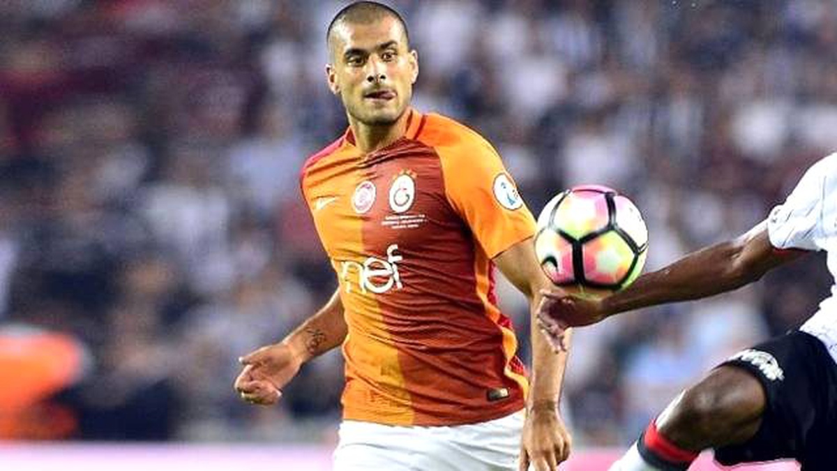 Galatasaraylı Futbolcu Eren Derdiyok: "Golü Taraftara Armağan Ediyorum"